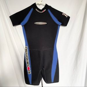Kids Henderson wetsuit size 10 shorty